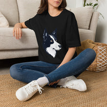 Cargar imagen en el visor de la galería, Border Collie Portrait T-Shirt — Cute Black & White Dog Graphic Tee