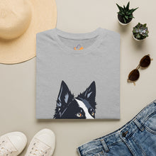 Cargar imagen en el visor de la galería, Border Collie Portrait T-Shirt — Cute Black & White Dog Graphic Tee