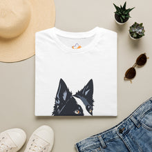 Cargar imagen en el visor de la galería, Border Collie Portrait T-Shirt — Cute Black &amp; White Dog Graphic Tee
