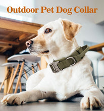 Cargar imagen en el visor de la galería, Collar Táctico de Nailon para Perros Medianos y Grandes - Estilo y Seguridad en un Solo Producto
